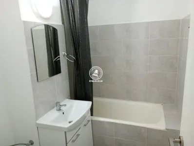 Apartament de vanzare 3 camere, Centru - foto 7