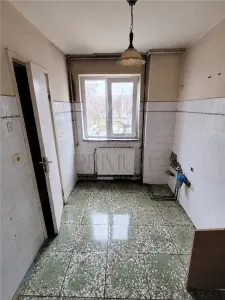 Cetatii, apartament 2 camere, centrala proprie, clima, etaj 1 - foto 2
