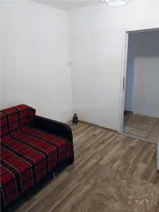 Apartament 2 camere ultracentral in Moldova Noua - foto 4