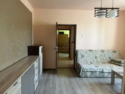 Apartament 3 camere Brad - foto 2