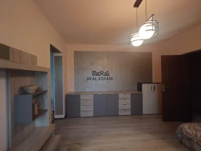 Apartament 3 camere Brad - foto 9