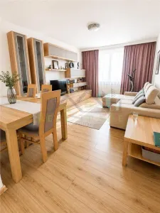 Apartament 3 camere decomandat, renovat, mobilat si utilat Grivitei - Brasov