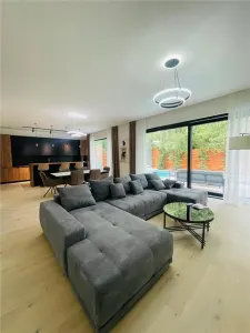 INCHIRIERE VILA 5 camere LUX cu piscina in Zona Erou  Iancu Nicolae - foto 2