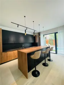 INCHIRIERE VILA 5 camere LUX cu piscina in Zona Erou  Iancu Nicolae - foto 5