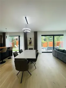 INCHIRIERE VILA 5 camere LUX cu piscina in Zona Erou  Iancu Nicolae - foto 9