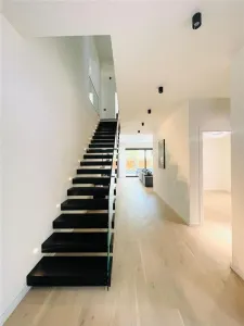 INCHIRIERE VILA 5 camere LUX cu piscina in Zona Erou  Iancu Nicolae - foto 10