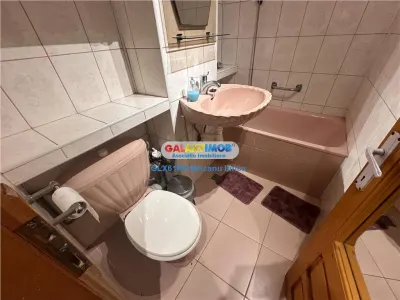 Inchiriere apartament 2 camere, in Ploiesti, zona Democratiei - foto 4
