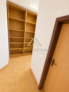CLADIRE DE BIROURI DE INCHIRIAT IN BAIA MARE B DUL INDEPENDENTEI VIS A VIS DE VENETIA SHOWROOM - foto 7