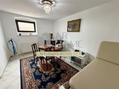 Casa 11 camere D+P,cu o arhitectura deosebita, ultracentral, Ploiesti. - foto 17