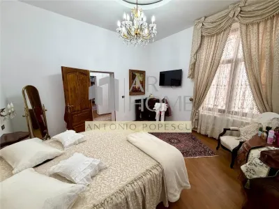 Casa 11 camere D+P,cu o arhitectura deosebita, ultracentral, Ploiesti. - foto 9