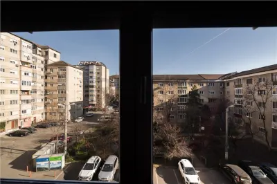 RECO, Apartament decomentat cu lift, 3 camere, Zona Rogerius, Oradea - foto 15