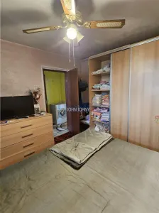Apartament 3 camere decomandat - Brancoveanu, Str. Uioara - 63mp - Bucuresti