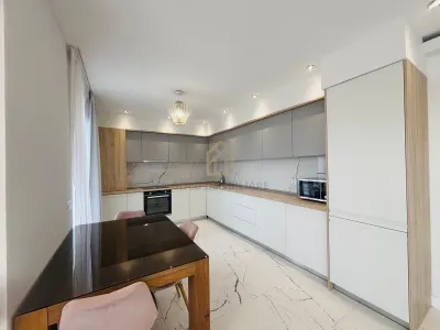 Penthouse de inchiriat 100 mp terasa 60 mp - foto 2