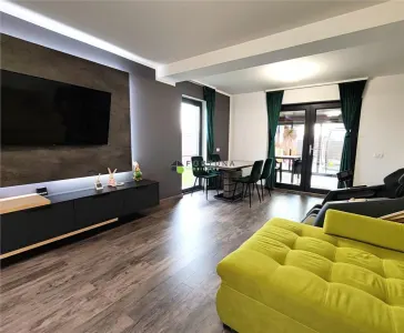 Casa moderna,  singura in curte - Izvor - foto 2