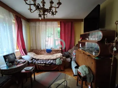 Casa singur in curte, zona  Brasovului Vechi - foto 4