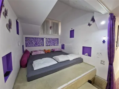 Resita,Casa DUPLEX Central, P+1+Ms.,2 Garaje, Comision ZERO Cumparator - foto 6