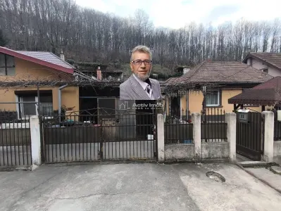 Resita Casa Muncitoresc Zona  Fosta Baie Comunala - Resita