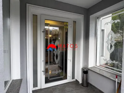 Vila de vanzare in Busteni | 11 camere, piscina si sauna | 620.000 € - foto 3