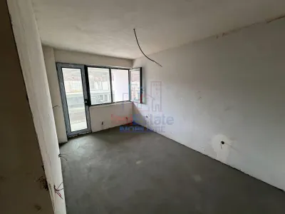 Apartament cu 2 camere zona Hlincea etajul 1 - 65mp - foto 10