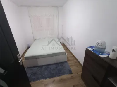 Apartament 4 camere Podu Ros - foto 14