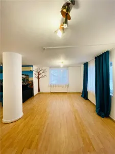 INCHIRIERE IMOBIL COMERCIAL INDIVIDUAL SPATIU GRADINITE / BIROURI / CLINICA 710 mp IN ZONA PRELUNGIREA GHENCEA SECTOR 5 - Bucuresti