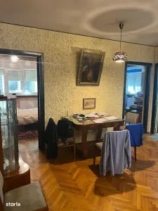 Vanzare apartament 3 camere in Vila, Piata Constitutiei - foto 5