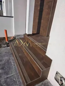 Vanzare 1/2 duplex 3 camere Mosnita Noua - foto 8