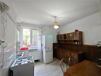 Închiriez 2 camere, Brasovul vechi - foto 7