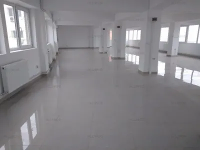 Spatiu de birouri in Ploiesti, zona ultracentrala. - foto 3