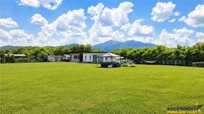 Refugiu modern,lot 1.640 mp,pavilion,zona barbeque:liniste si relaxare in Rasnov, Brasov - foto 14