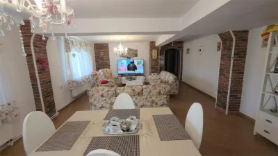 Resita Casa Solida Zona Centrala Comision ZERO cumparator - foto 6