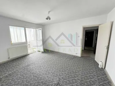 Apartament 4 camere Centrul Civic - Brasov