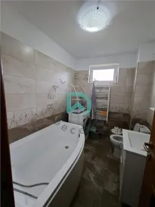 Apartament 2 camere, Tractorul, etaj 3, semidecomandat - foto 9