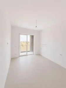 Vanzare apartament 2 camere Giroc - foto 2