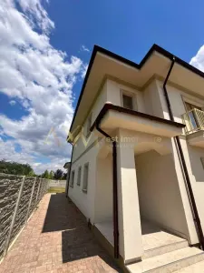 Vanzare 1/2 duplex 5 camere Giroc - foto 3