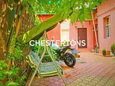 Casa cocheta renovata, curte interioara proprie, zona frumoasa langa parc Carol - foto 6