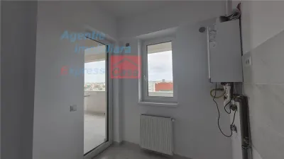 Revanzare, fara TVA: Apartament 3 camere, bloc nou, zona semicentrala - foto 11
