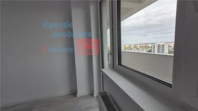 Revanzare, fara TVA: Apartament 3 camere, bloc nou, zona semicentrala - foto 13