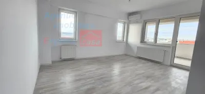 Revanzare, fara TVA: Apartament 3 camere, bloc nou, zona semicentrala - foto 4