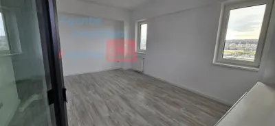 Revanzare, fara TVA: Apartament 3 camere, bloc nou, zona semicentrala - foto 6