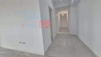 Revanzare, fara TVA: Apartament 3 camere, bloc nou, zona semicentrala - foto 8