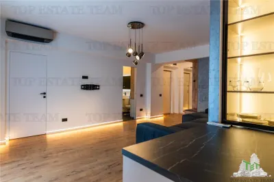 Vanzare imediata. Acte complete. Apartament deosebit 3 camere etaj 9 vedere la lac - foto 7