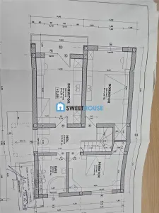 Oportunitate de investitie  2 case  in aceeasi curte Fagaras Zona Centrala - foto 20