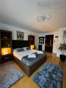 Garsoniera spatioasa de vanzare in Centrul Vechi - posibilitate de achitare in 3 transe - Brasov