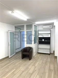 RECO  Spatiu comercial de inchiriat 23 mp, oradea. - foto 4