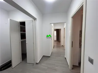 Apartament de inchiriat 3 camere 2 bai Sibiu Strand - foto 11