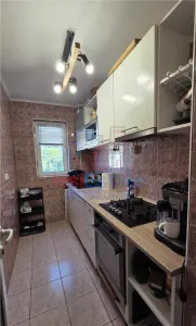 Apartament 2 camere - lift - zona excelenta - Pacurari - Iasi