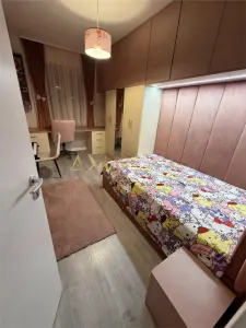 Vanzare 1/2 duplex 4 camere cu piscina incalzita si acoperita Timisoara Calea Urseni - foto 15