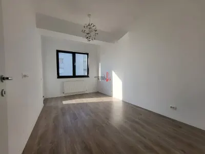 TITAN PARC / BLOC NOU / 3 CAMERE / 89 MP - foto 5