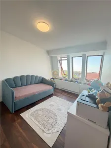 Etaj III | Apartament spatios cu 3 camere - 86 m² | Parcare proprie - foto 13